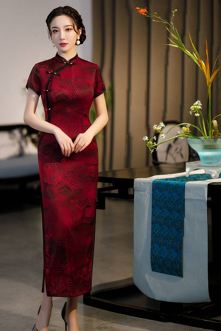 Cheongsam Longue Traditionnelle À Motifs Floraux – Qiuyue