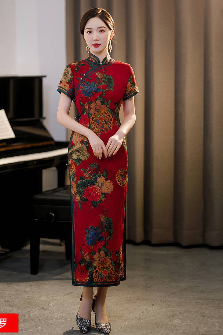 Cheongsam Longue Traditionnelle À Motifs Floraux – Qiuyue