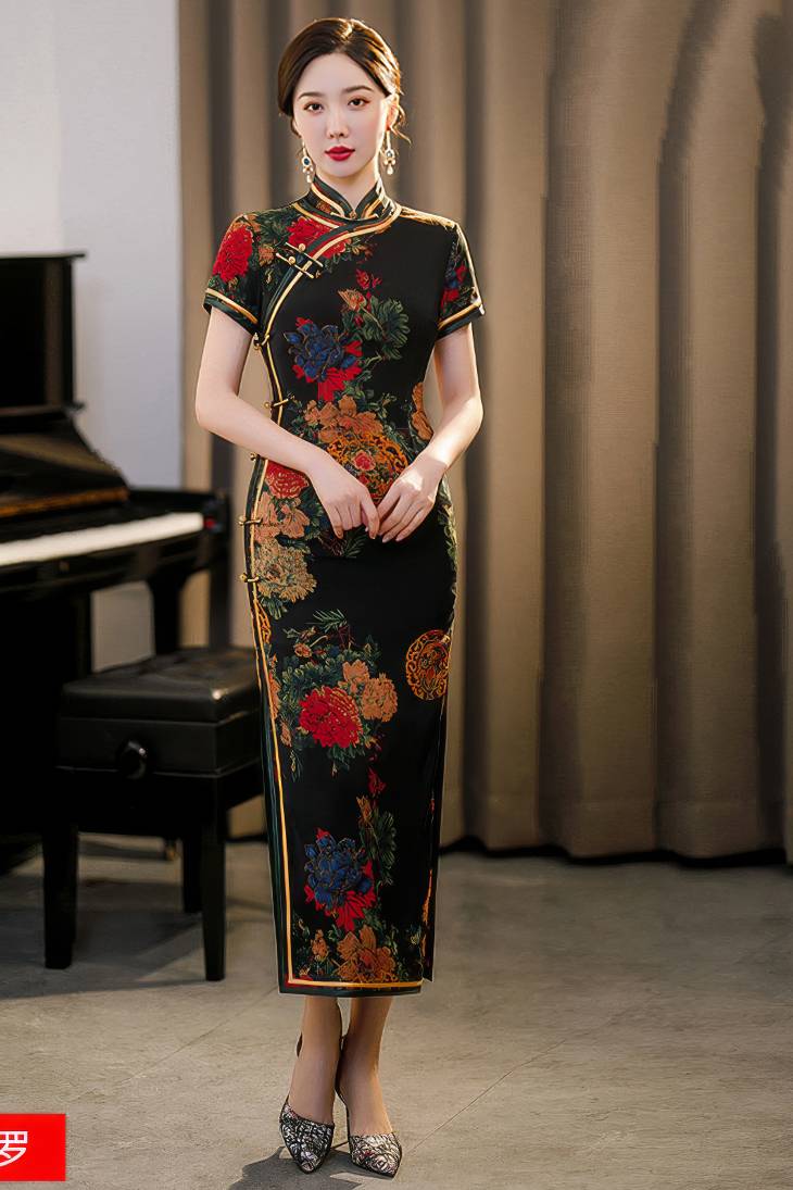 Cheongsam Longue Traditionnelle À Motifs Floraux – Qiuyue